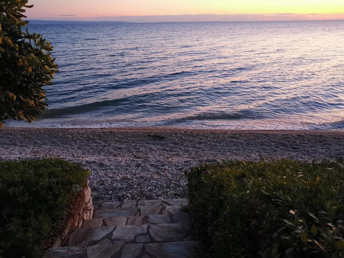 Ca' Del Mare 35M2 Villa Kalogria  Luaran gambar